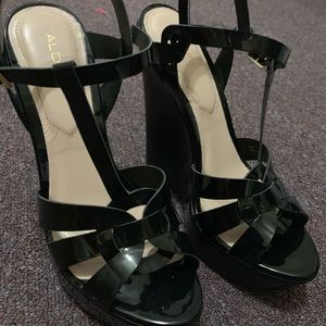 Aldo wedges